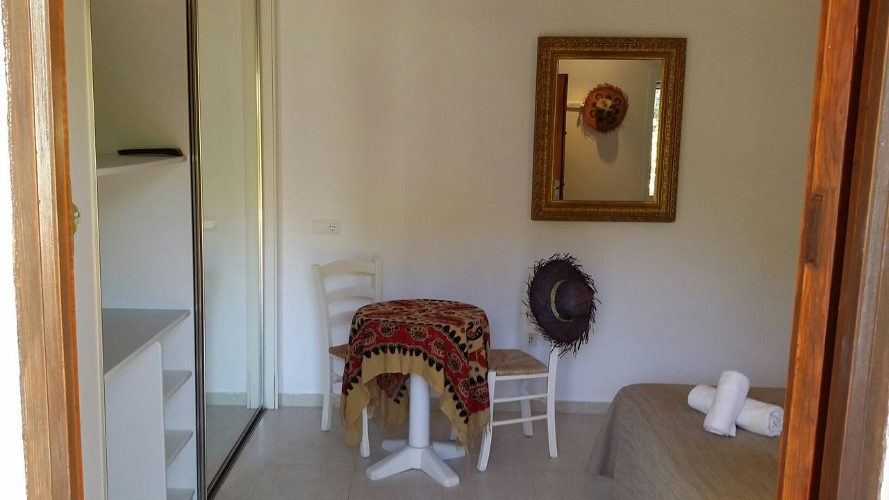 Apartamentos Colomar Santa Eularia des Riu Exterior photo